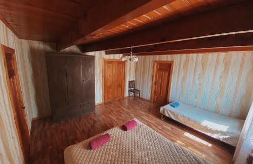 Jvari House | Matua guest house