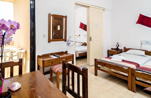 Gerani Apartment | Matzi Apartments 1 Bedroom Apartment Sea View Self-Catering 4 people