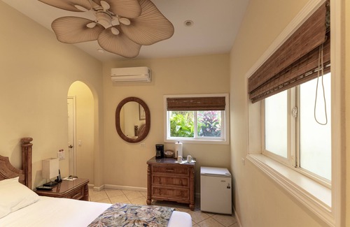 Kahana House | Maui Beach House