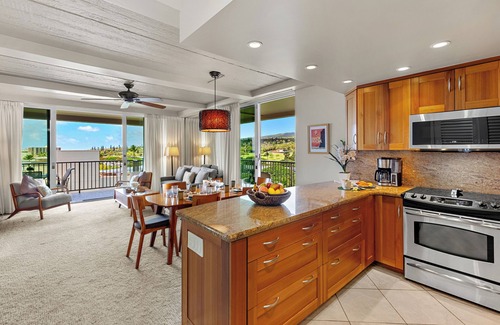 Kaanapali Condo | Maui Ocean Front 1bd/2ba Condo at The Whaler on Ka'anapali Beach - Sleeps 5