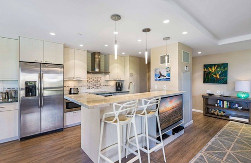 Kaanapali Condo | Maui Resort Rentals: Kaanapali Ali'i 362 - Elegantly Remodeled 6th Floor 2BR w/Ocean AND Mountain Views!