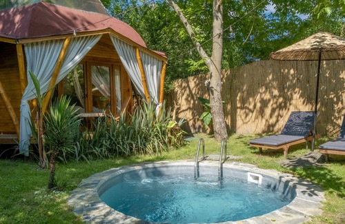 Yanik Hotel | Maui Sapanca