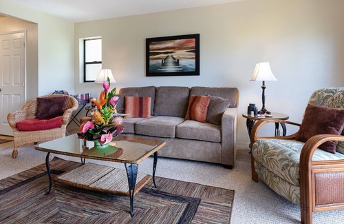 Maalaea Condo | Maui steps from the beach! Remodeled, well appointed.*Hono Kai B9*