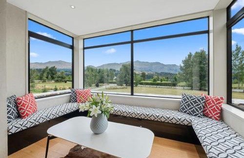 Lower Shotover House | Maunga View