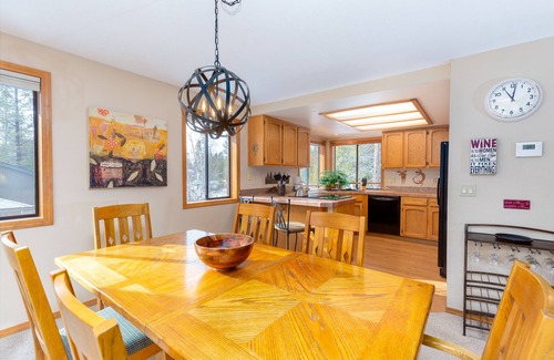 Deer Park House | Maur32 - Spacious Home in a Serene Location