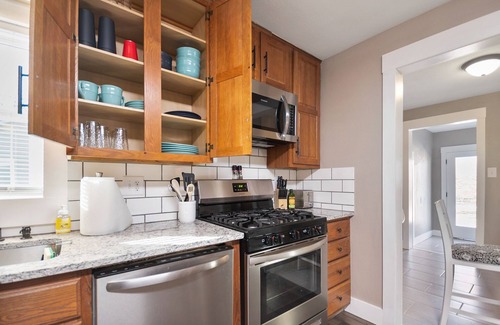 Siloam Springs House | Maverick House Downtown Siloam Springs