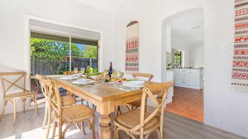 Culburra Beach House | Maxis