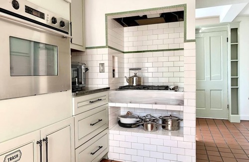 West Mystic House | Maxson House Mystic – Easy Walk to Downtown