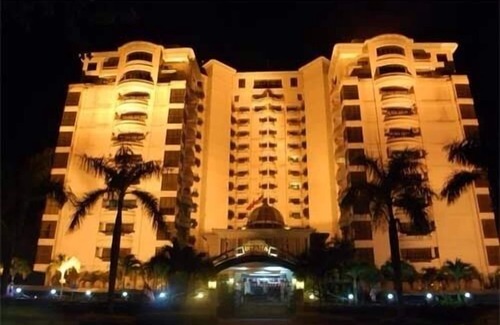 Kuah Condo | May Condo