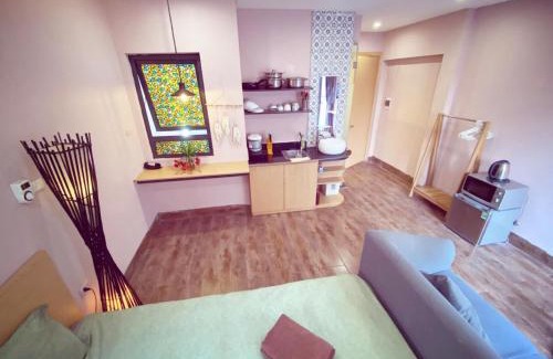 Hai Ba Trung House | May - Sunshine 01