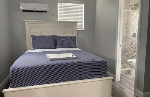 Hollywood Apartment | Mayas Blue Lagoon Luxury Suite #1