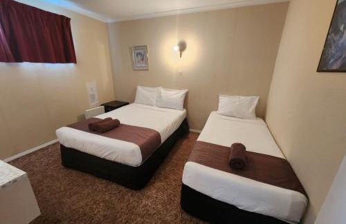 Tokoroa Hotel | Mayfair Court Motel