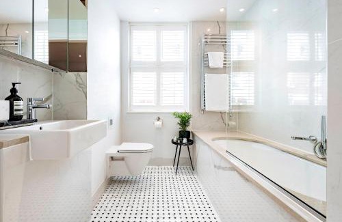 City of Westminster Apartment | Mayfair Magic