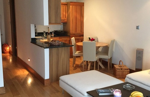 Kensington Apartment | Mayfair W8 Posh 2Bed 2Bath