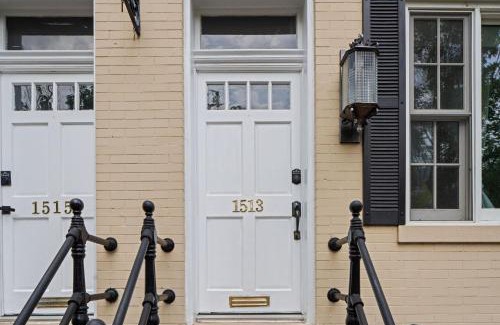 Old Town Alexandria House | Mayflower Hospitality 4B Retreat- Old Town, VA