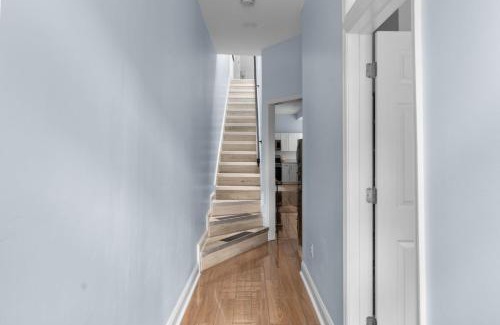 Old Town Alexandria House | Mayflower Hospitality 4B Retreat- Old Town, VA