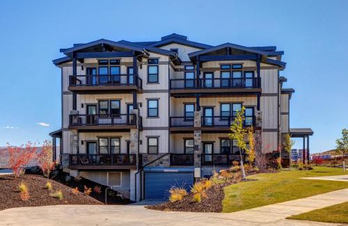 Park City Apartment | Mayflower Lakeside 304-21 by Moose Management
