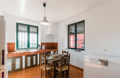 Lora Del Rio Ski Chalet | Mazuecos Rural House - Beautiful 3 bedroom finca in Sevilla