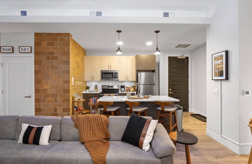 LaSalle Park Apartment | MC Suite - Central 1BD Apt 5 mins to downtown STL