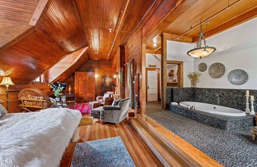 McCloud Hotel | Mccloud Mercantile Hotel