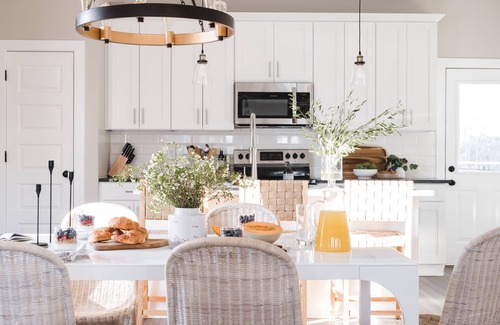 Nashville House | McGraw By AvantStay | Chic & Charming Home in Nashville!