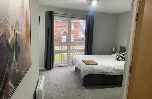Clayton Apartment | MCR-2bed2bathAptParkingLUX Canal