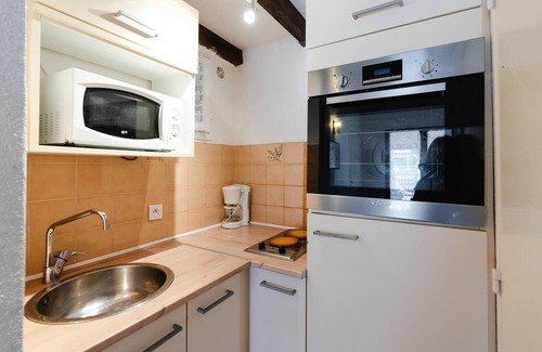 Les Ayguades House | MDP-70-One-bedroom holiday home with mezzanine floor in Gruissan