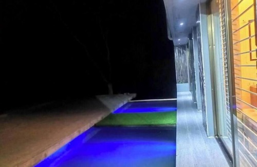 Tandur House | Meadow Bliss