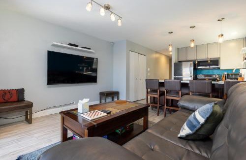 Summit Cove Apartment | Meadow Cove B1 condo