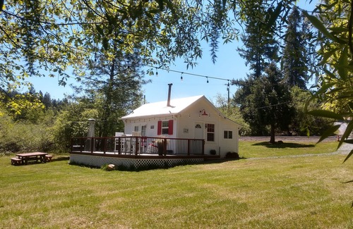 Apple Hill House | Meadow Creek Cabin