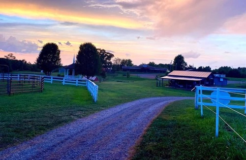 Mohawk Hotel | Meadow Creek Mountain Ranch