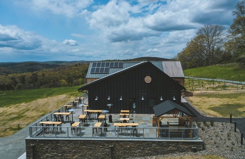 Callicoon House | Meadow House at Seminary Hill by AvantStay