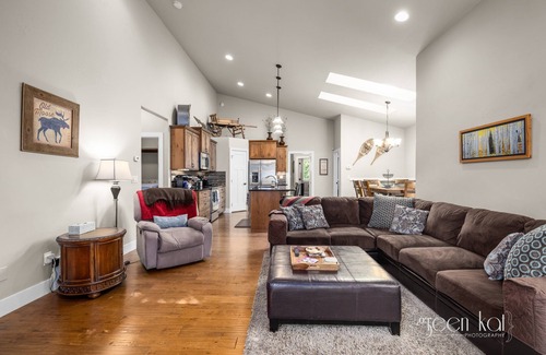 Columbia Falls Condo | Meadow Lake Manor | 4 Bed, 3 Bath