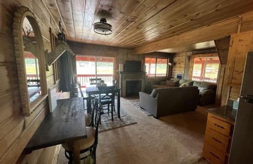 Meadow View Heights House | Meadow View Sanctuary