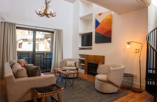 Ketchum House | Meadowbrook Condos