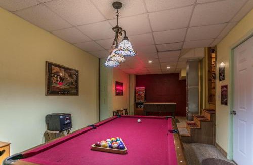 Seven Devils House | Meagan's Loft