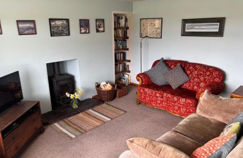 Clachtoll House | Meall Dubh - coastal cottage with stunning views