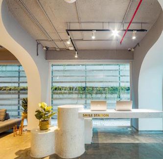 Ben Nghe Hotel | MEANDER Saigon