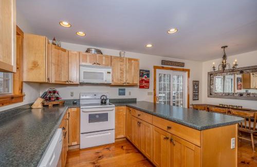 Oakland House | Meant to Be