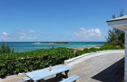 Governor's Harbour House | Med Point home