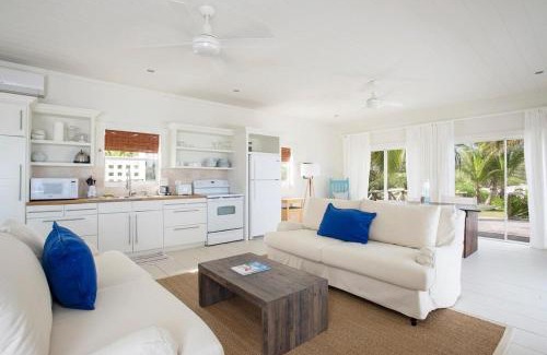 Governor's Harbour House | Med Point home