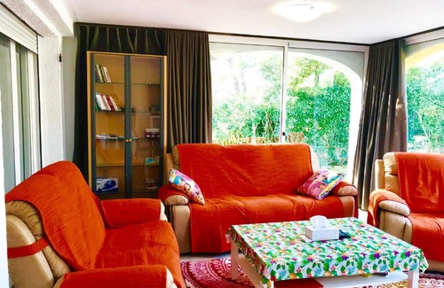 Miami Platja Villa | MEDDAYS Villa Kiara
