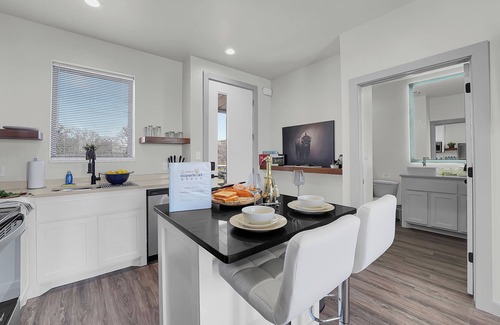 Medicine Park Apartment | Medicine Park Flat's #01