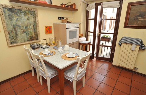 Iseo House | Medieval Field Gate House