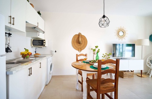 Sitio de Calahonda Apartment | Mediterranean apartment on the beachfront