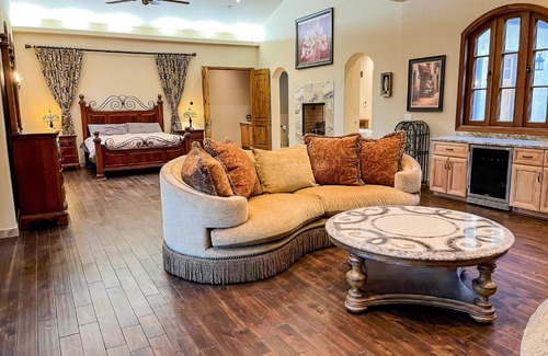 Broadmoor House | Mediterranean Mountain Memories