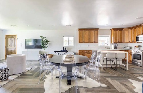 Thousand Palms House | Mediterranean Villa w/New Salt Water Pool & Spa