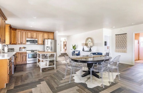 Thousand Palms House | Mediterranean Villa w/New Salt Water Pool & Spa