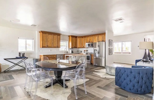 Thousand Palms House | Mediterranean Villa w/New Salt Water Pool & Spa