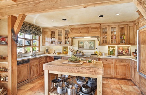 St. Helena Villa | Mediterranean Villa with Pool and Vineyard in St. Helena